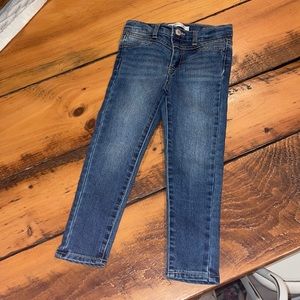 Never worn 4t girls skinny jeans